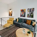 Modern And Spacious Loft Type 8 With Free Private Parking By 