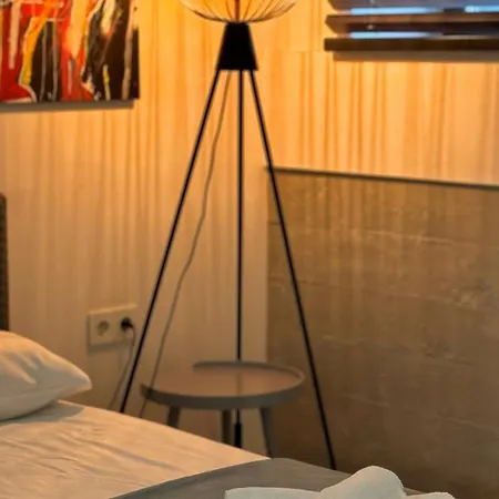 Apartment Modern And Spacious Loft Type 8 With Free Private Parking By 
