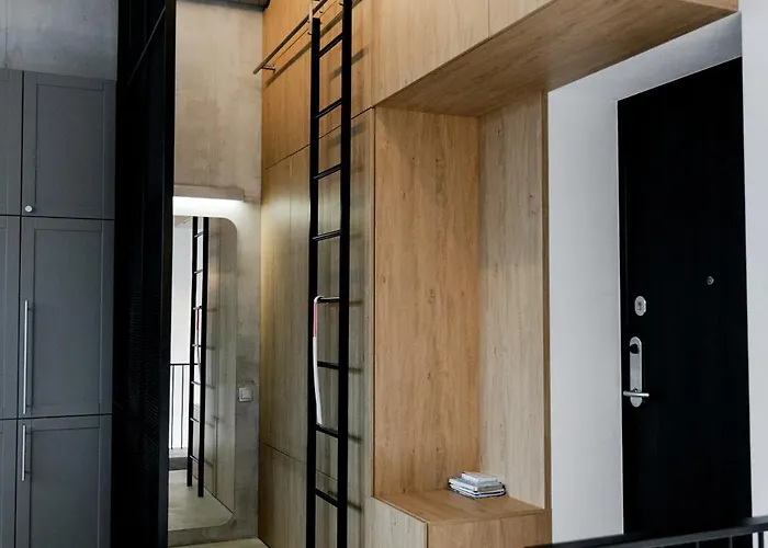 Modern And Spacious Loft Type 8 With Free Private Parking By 