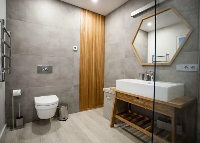 Daire Modern And Spacious Loft Type 8 With Free Private Parking By 